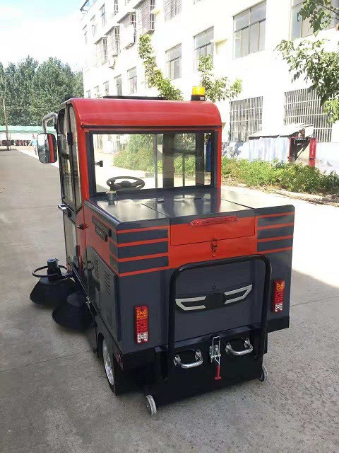 洁士M10A全封闭驾驶式扫地车/电动驾驶式夜色直播APP安卓下载（2）