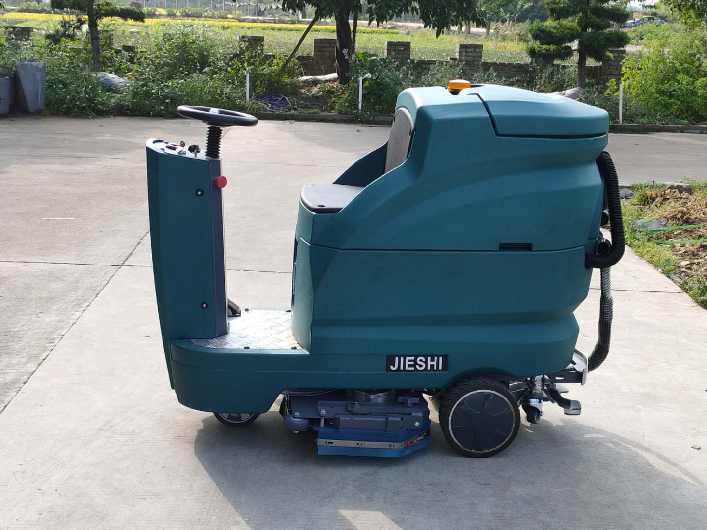 洁士S60B双刷驾驶式夜色直播APP盒子下载，驾驶式洗地车，驾驶式夜色直播APP安卓下载，座驾式夜色直播APP盒子下载